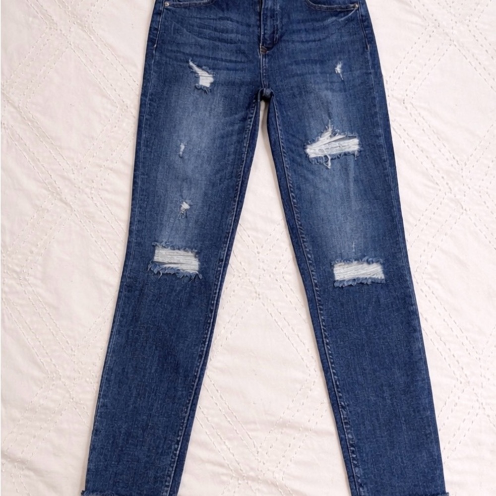 Stylish Distressed Blue Skinny Jeans